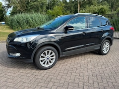 Ford Kuga - 1.5 Titanium Plus|ECC|TREKHAAK|HALFLEDER|CAMERA|CRUISE|NAVI|BOMVOLL