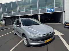 Peugeot 206 - 1.4 X-Design