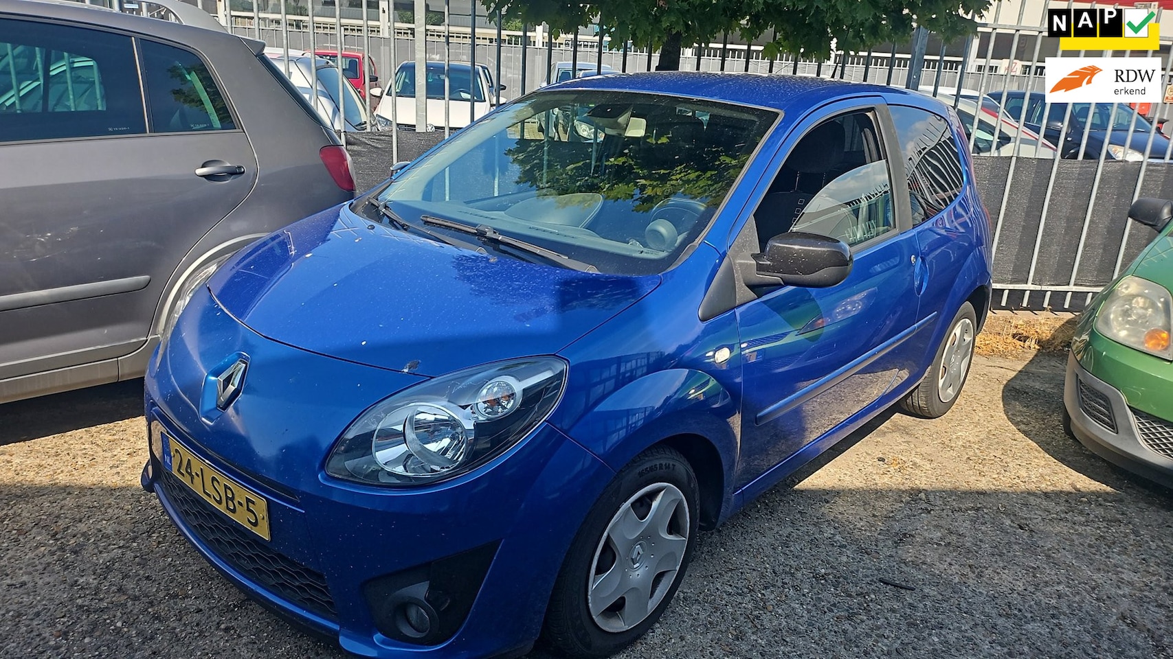 Renault Twingo - 1.2-16V Dynamique Airco Cruise Elec pakket NAP APK 2027 - AutoWereld.nl