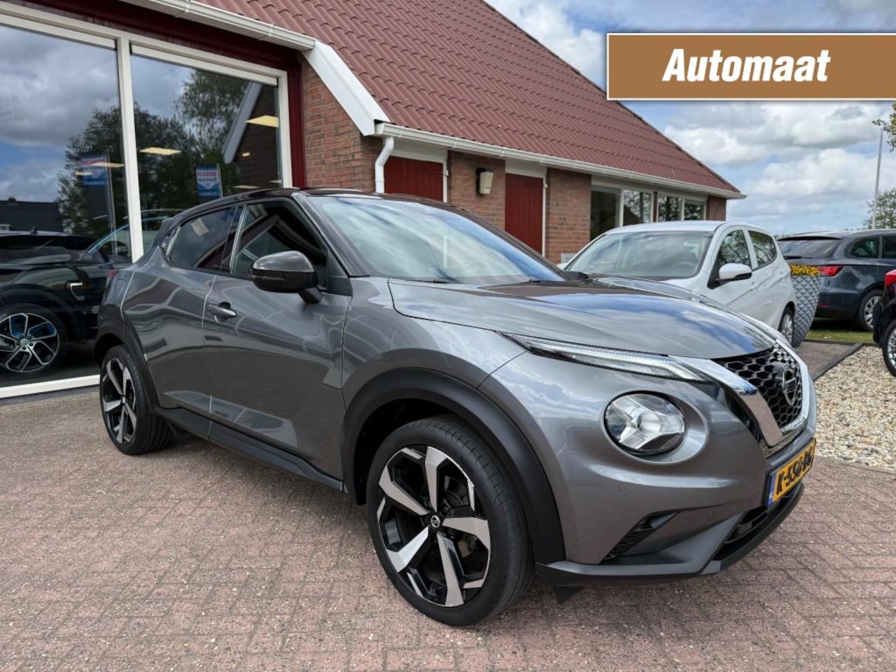 Nissan Juke - 1.0 DIG-T PREMIERE EDITION AUTOMAAT! Orig. NL/Camera/Trekhaak/Navigatie - AutoWereld.nl