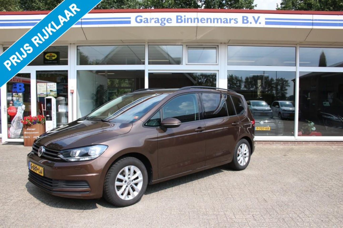 Volkswagen Touran - 1.2 TSI Comfortline. 7 persoons, Trekhaak, Clima, Cruise, Navi - AutoWereld.nl