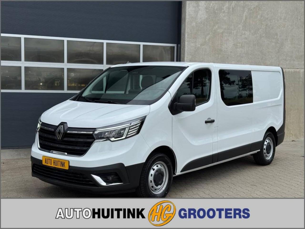 Renault Trafic - 2.0 DCI 130 pk L2 Dub Cab -  Carplay/Android - camera - Nieuw! - AutoWereld.nl