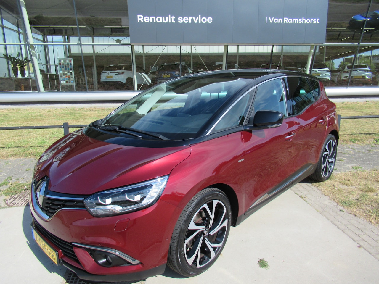 Renault Scénic - 1.3 TCe 140 Automaat Bose/ Trekhaak/ Led/ Stoelverwarming - AutoWereld.nl