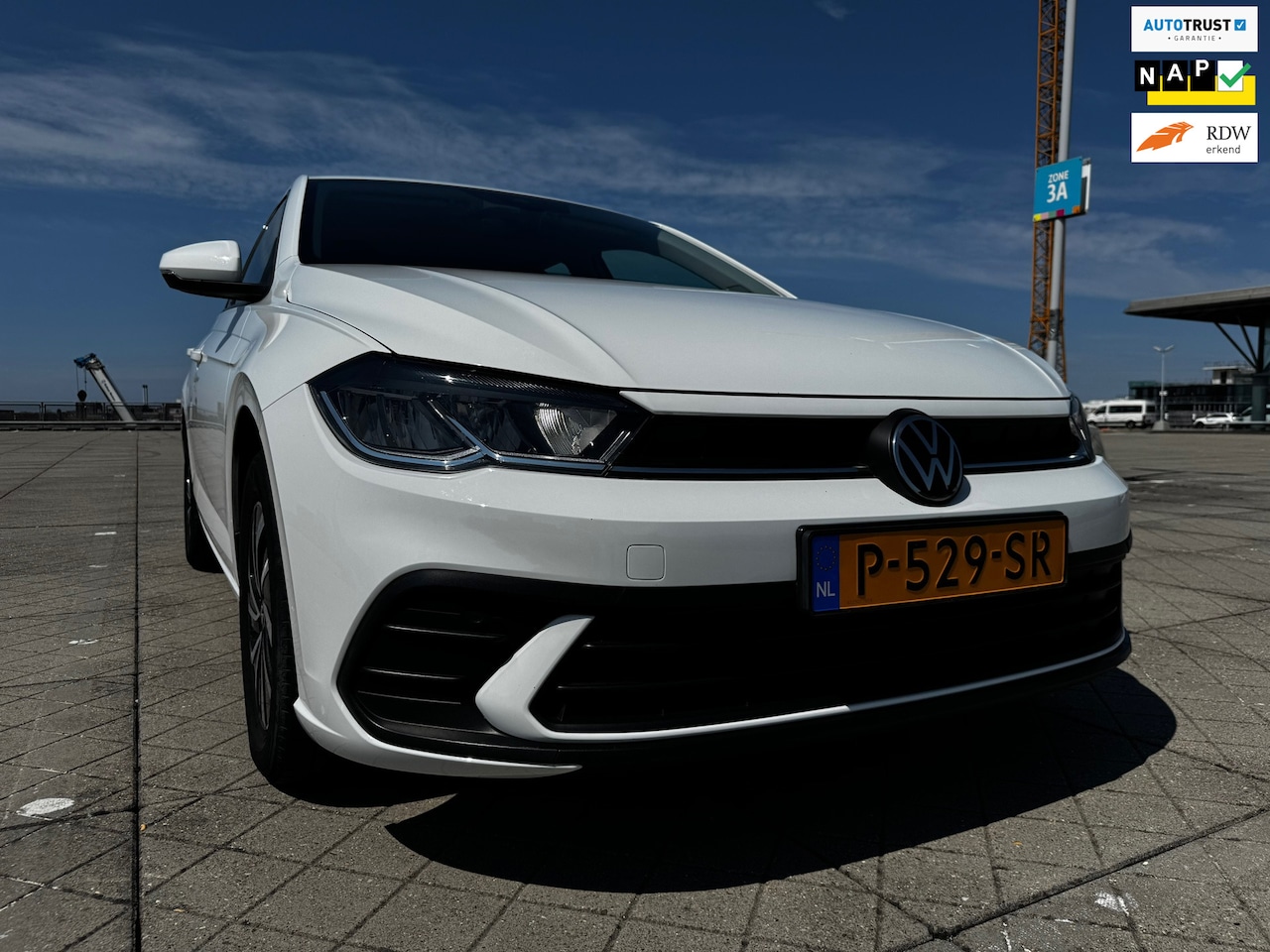 Volkswagen Polo - 1.0 TSI Life ADDCRUISE LANEASS NAP CARPLAY - AutoWereld.nl