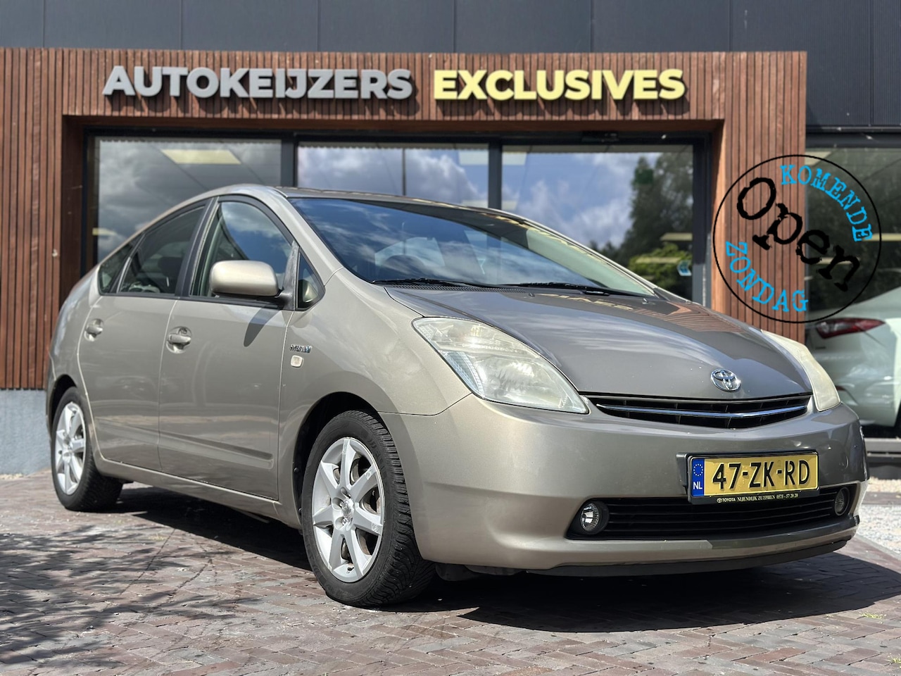 Toyota Prius - 1.5 VVT-i Business Edition JBL Clima Cruise Keyless - AutoWereld.nl