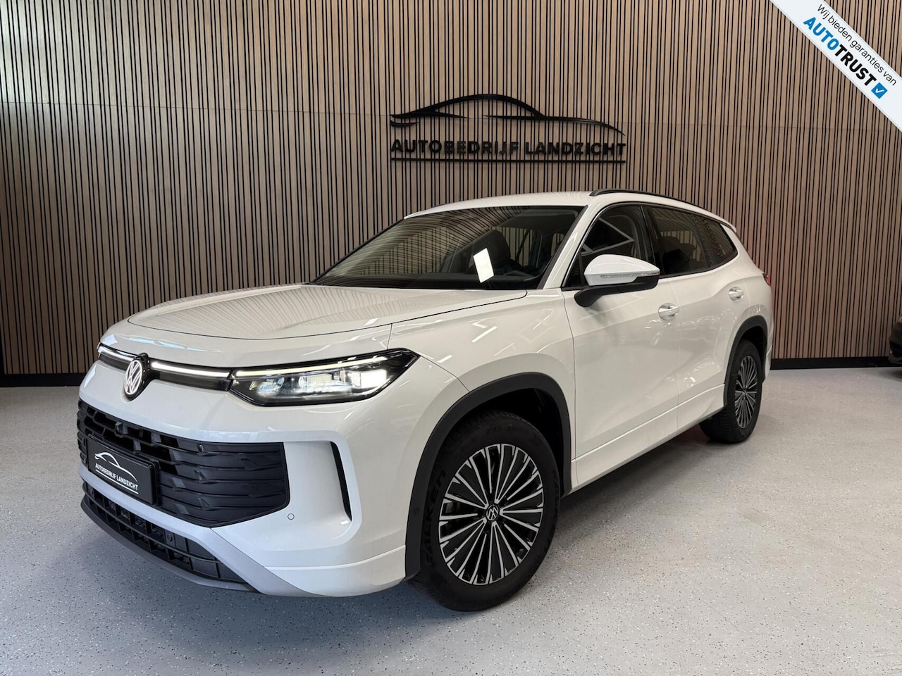 Volkswagen Tayron - 1.5 eTSI Life Edition 7p | 2025 | Automaat - AutoWereld.nl