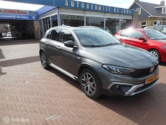 Fiat Tipo Cross - 1.0 Cross TREKHAAK+METALLIC