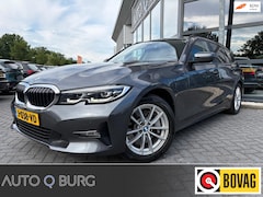 BMW 3-serie Touring - 330e eDrive Edition | Stoelverwarming | Trekhaak | PDC | Leder | Climate | Dealer Onderhou