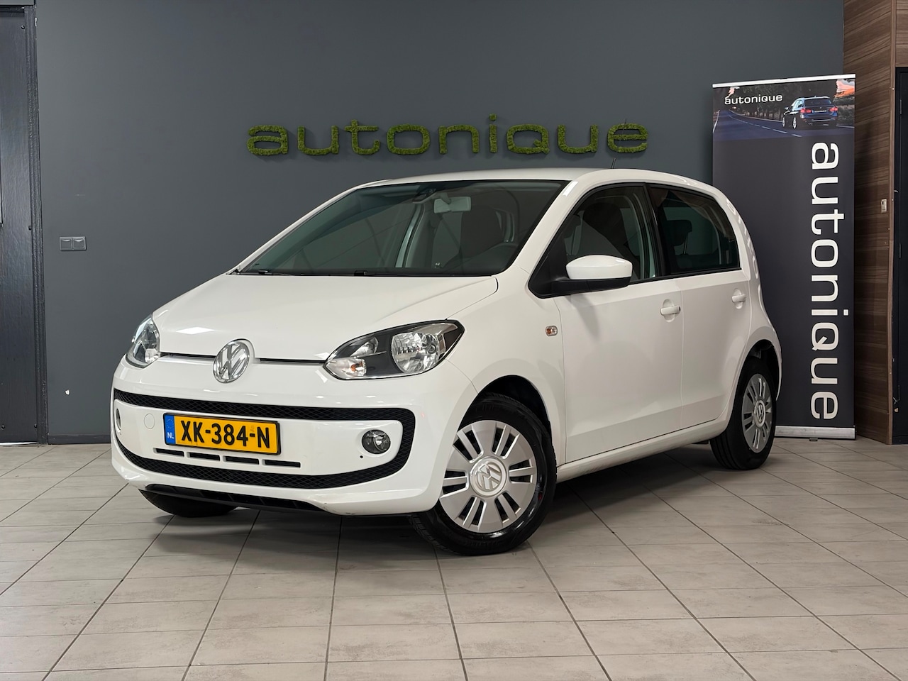 Volkswagen Up! - 1.0 high up! automaat airco/cruise - AutoWereld.nl