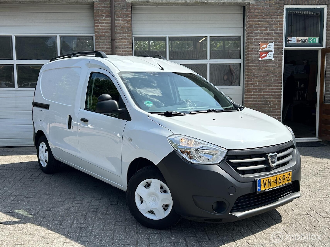 Dacia Dokker - bestel 1.6 MPI 100pk | BENZINE | 79.000kM! - AutoWereld.nl