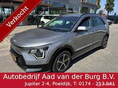 Kia Niro - 1.6 GDi Hybrid DynamicLine Navigatie & Camera achter , Parkeerhulp Achter, Priveglas , Key
