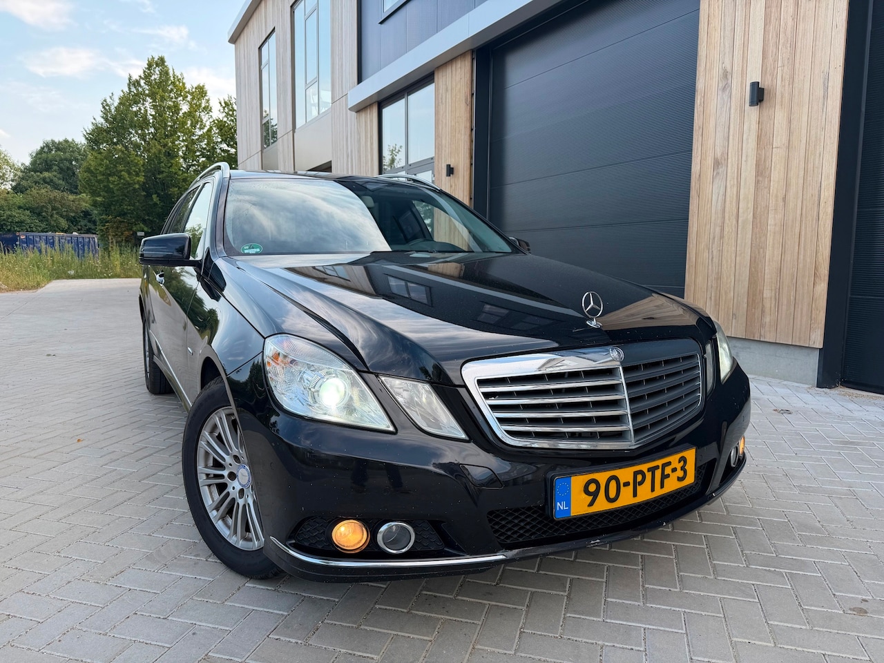 Mercedes-Benz E-klasse Estate - E200 CDI Business Elegance (bj 2011) XENON|AUTOMAAT|LEER - AutoWereld.nl