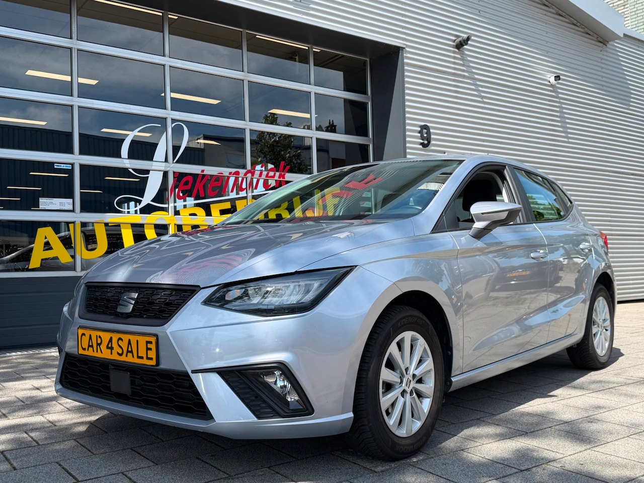 SEAT Ibiza - 1.0 EcoTSI Style - Navigatie I Airco I Sport velgen I LED I PDC I Comfort pakket I Dealer - AutoWereld.nl