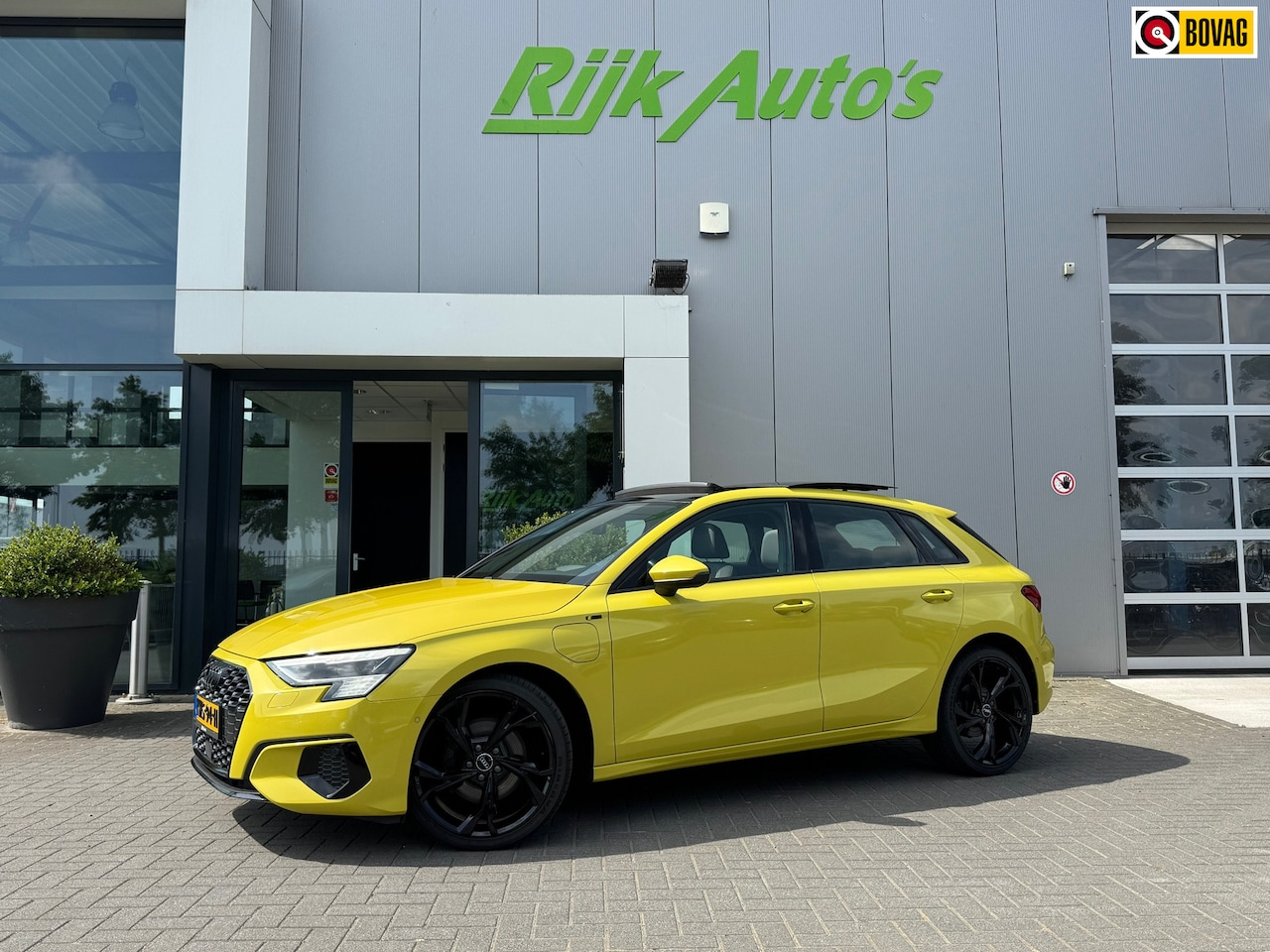 Audi A3 Sportback - 40 TFSIe S-edition * Pano * Matrix * Keyless * Head-up - AutoWereld.nl