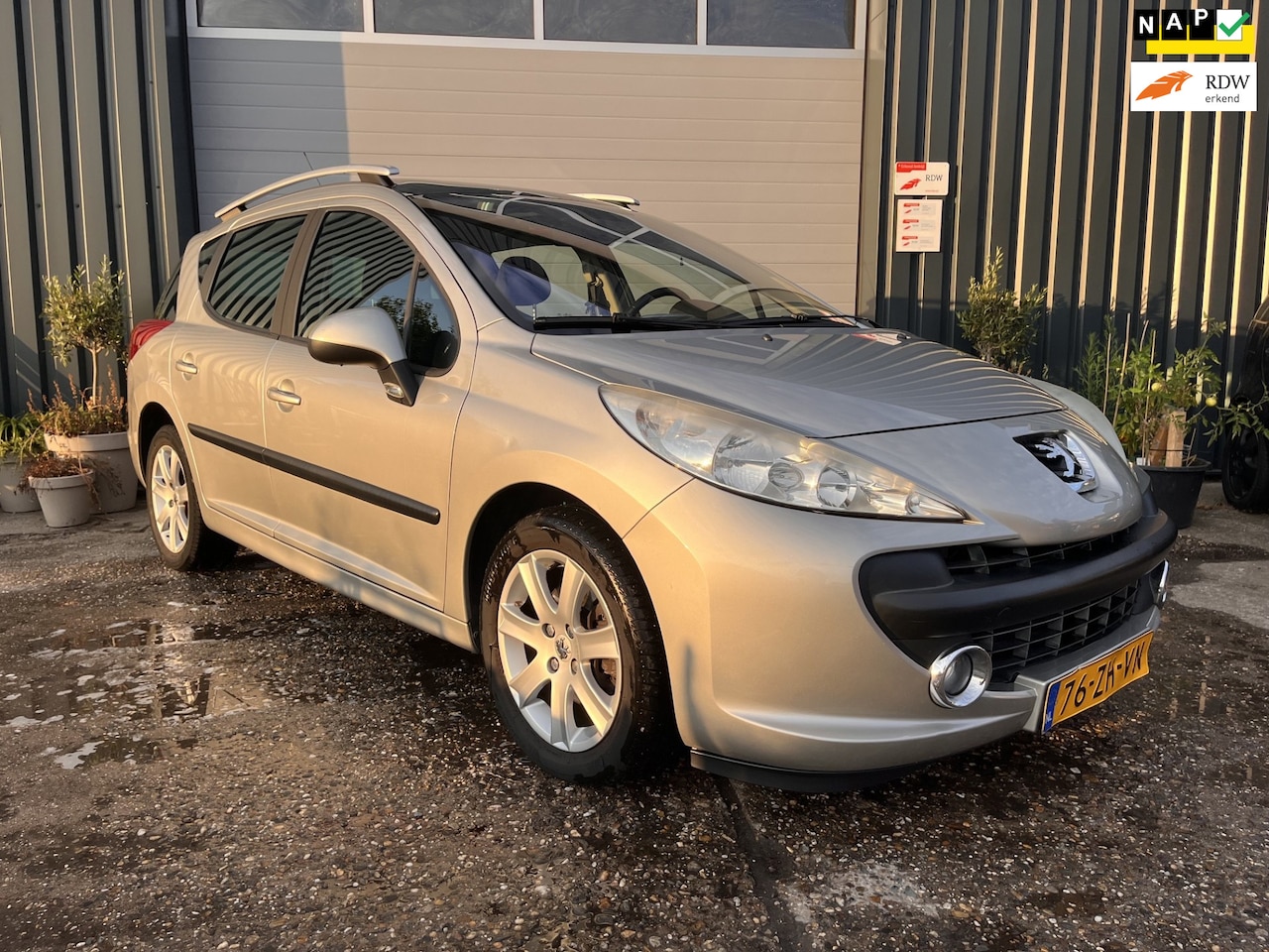 Peugeot 207 SW - 1.6 VTi XS 1.6 VTi XS - AutoWereld.nl