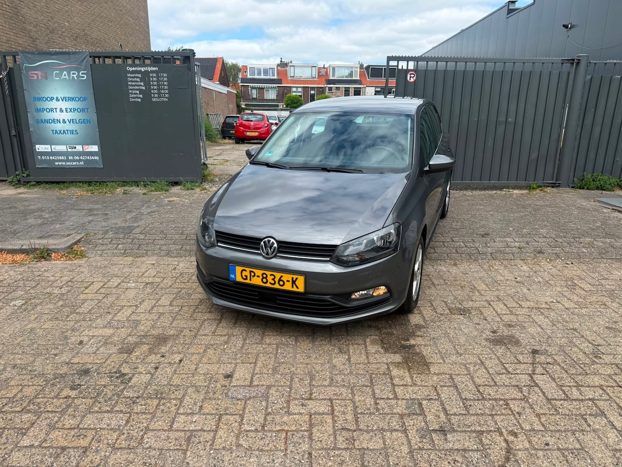 Volkswagen Polo - 1.2 TSI *Automaat*Navi*Airco*Stoelverwarming*Luxe - AutoWereld.nl