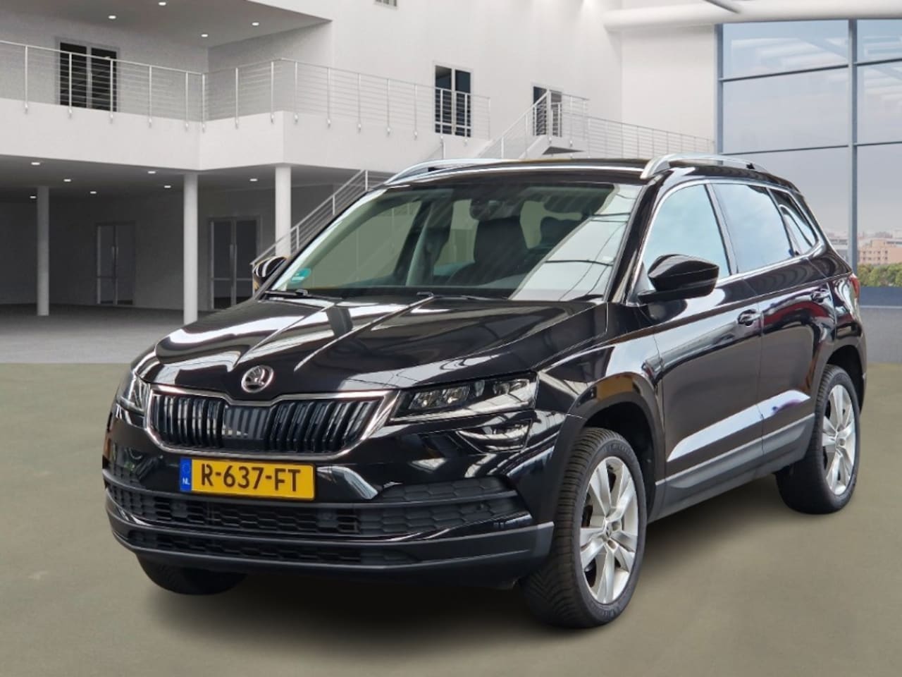 Skoda Karoq - 1.5 TSI ACT Sportline Business 1.5 TSI ACT Sportline Business - AutoWereld.nl
