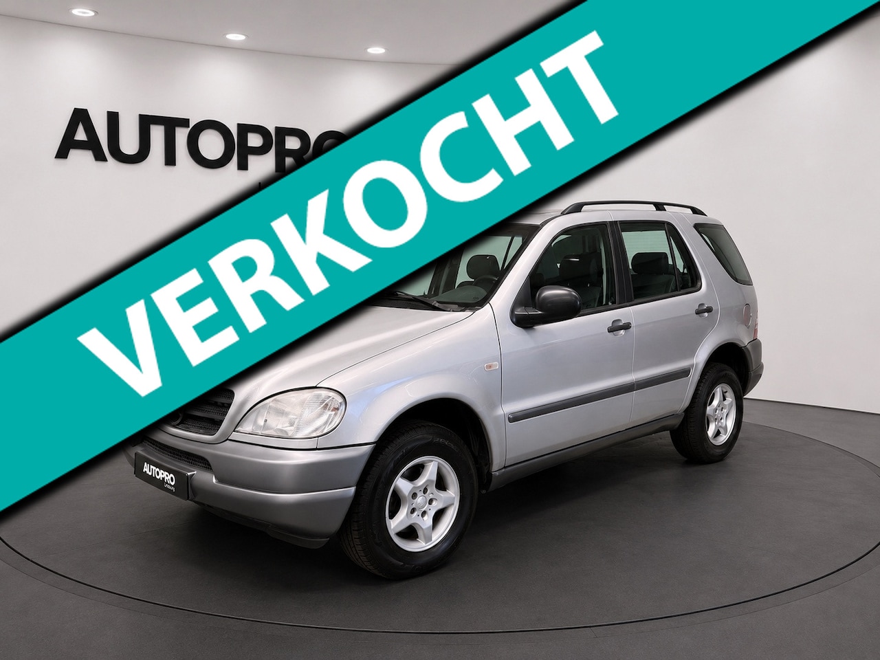 Mercedes-Benz M-klasse - 320 Zeer nette en originele Nederlandse auto - AutoWereld.nl