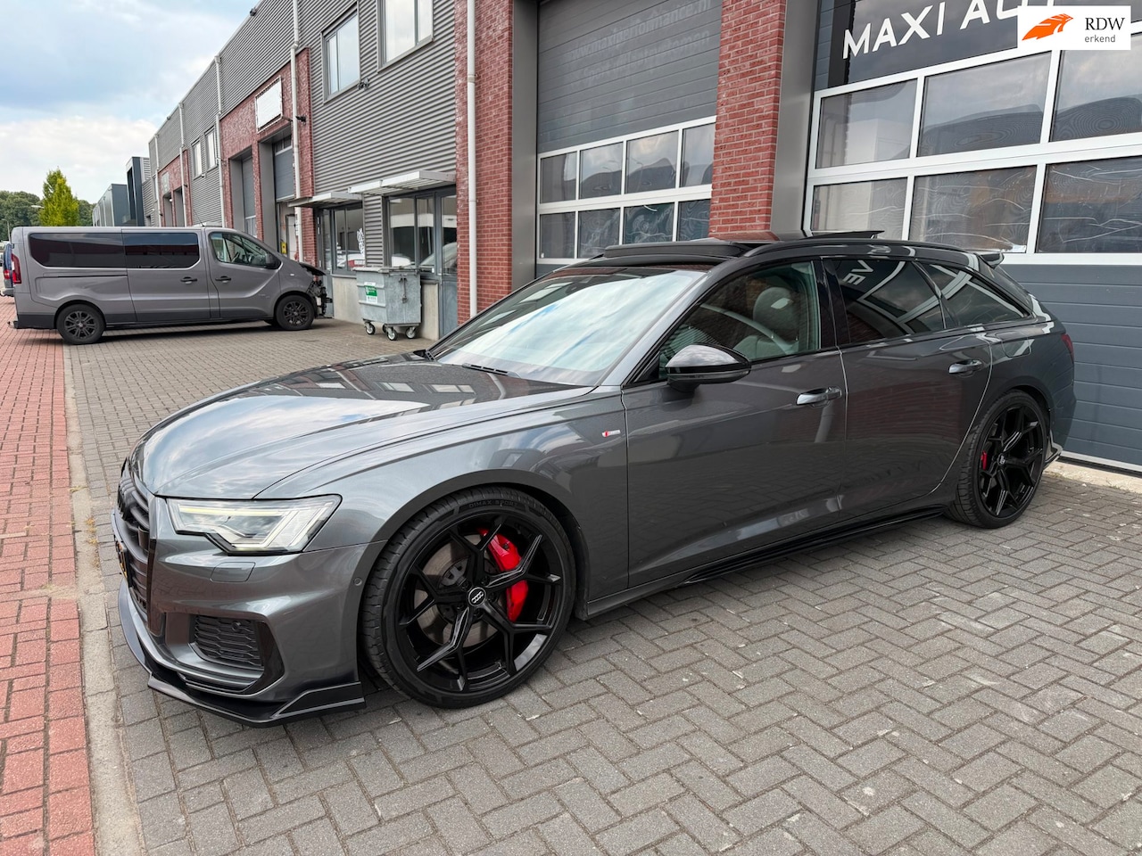 Audi A6 Avant - 55 TFSI e quattro Competition 3x S-Line Pano - AutoWereld.nl