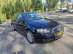 Audi A3 Sportback - 1.6 Ambiente