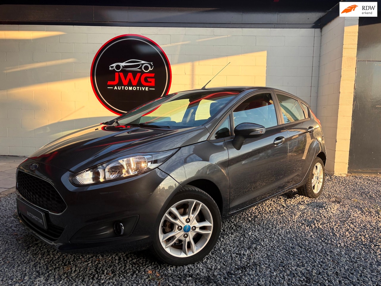 Ford Fiesta - 1.25 Airco/Elektrische ramen/LMV/82PK - AutoWereld.nl