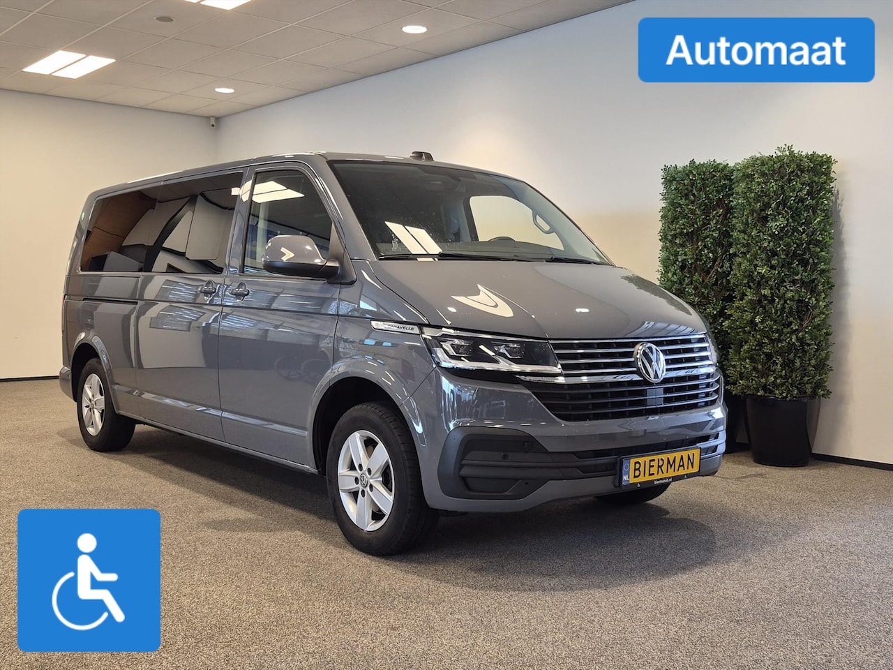 Volkswagen Transporter Caravelle - L2H1 Rolstoelbus Zelfrijder Rolstoel - AutoWereld.nl