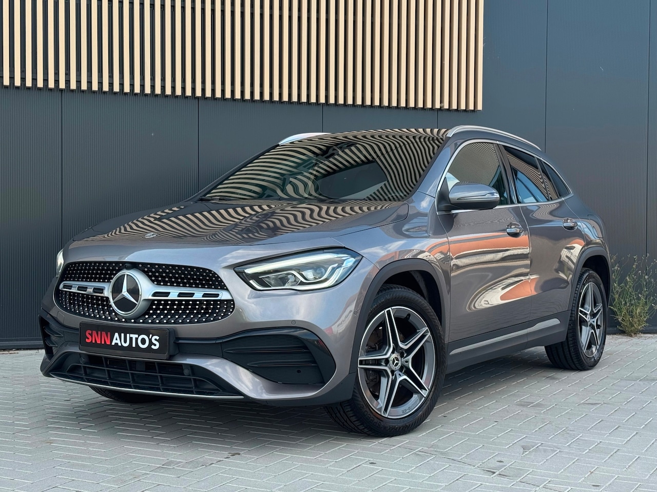 Mercedes-Benz GLA-Klasse - 250 e AMG Line | 1 Jaar Garantie - AutoWereld.nl