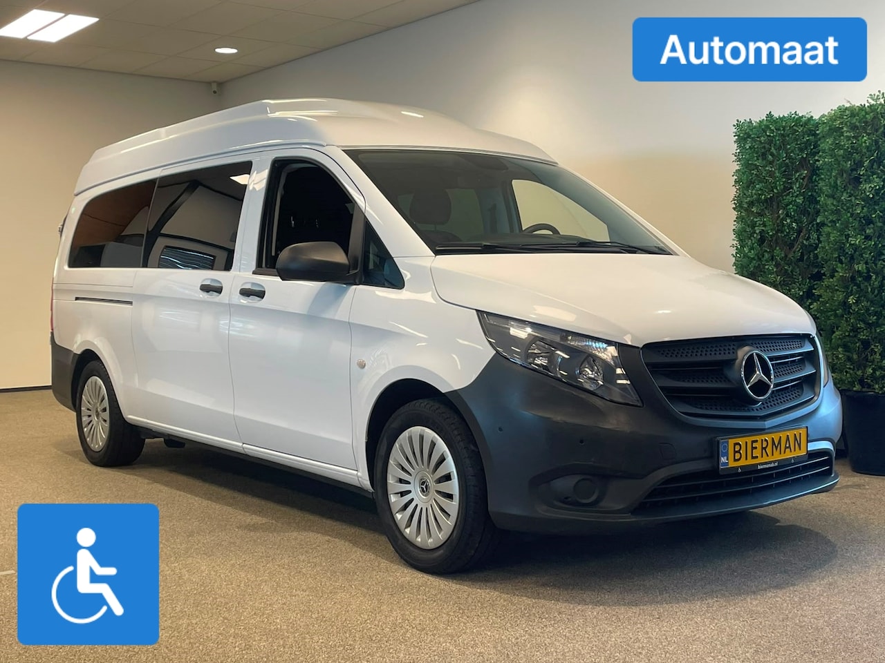 Mercedes-Benz Vito - L2H2 Rolstoelbus Automaat Zelfrijder Rolstoel - AutoWereld.nl