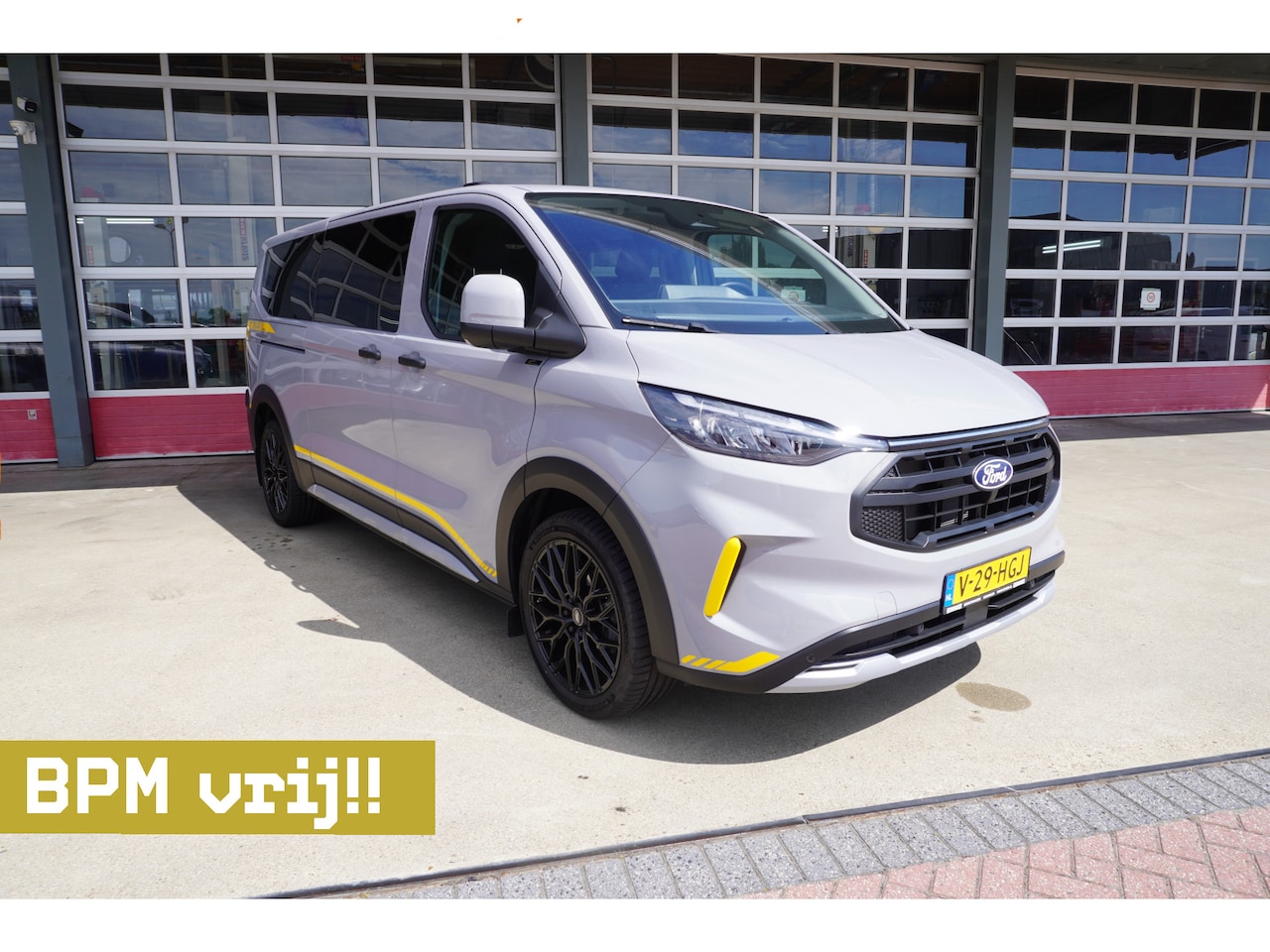 Ford Transit Custom - 320L 2.0 TDCI 136PK L2H1 Trail DubbelCabine Schuifdeur L/R Nr. V090 | Airco | Adap | Navi| - AutoWereld.nl