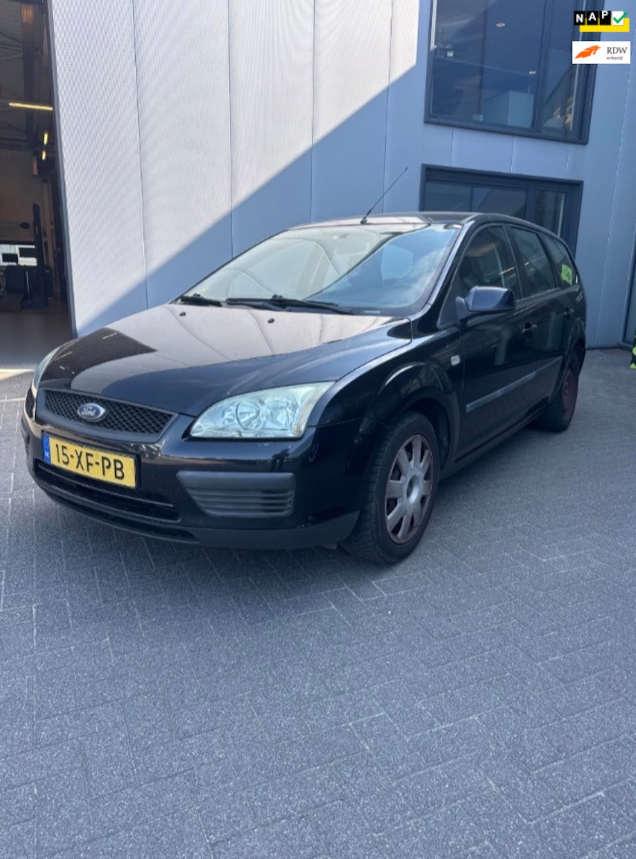Ford Focus Wagon - 1.6-16V Trend RIJDGOED/CRUISE/AIRCO/GOED OH - AutoWereld.nl