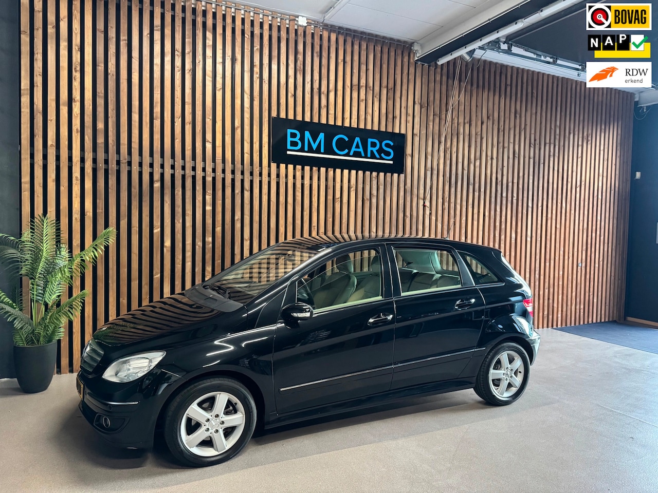 Mercedes-Benz B-klasse - 170 AUTOMAAT,Trkhaak,1e Eig - AutoWereld.nl