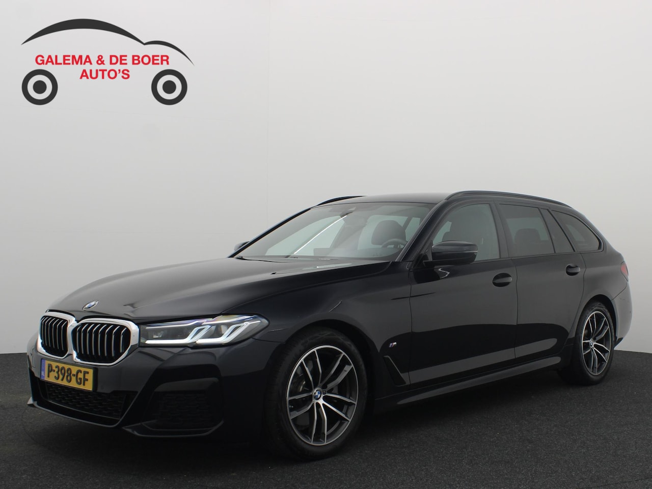 BMW 5-serie Touring - 520i Business Edition Plus LCI / M-SPORT / LASER / CARPLAY / SHADOW / STOELVERW / CAMERA / - AutoWereld.nl