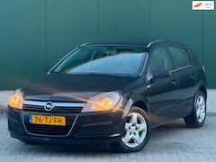 Opel Astra - 1.6 Business | AUTOMAAT | Nieuwe APK | Weinig KM