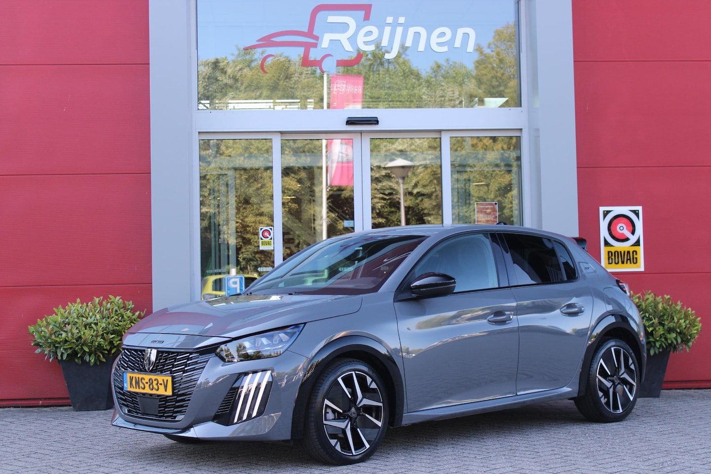 Peugeot 208 - 1.2 Hybrid 145PK AUTOMAAT GT PACK | ELEKTRISCH BEDIENBARE BESTUURDERSSTOEL MET MASSAGE FUN - AutoWereld.nl