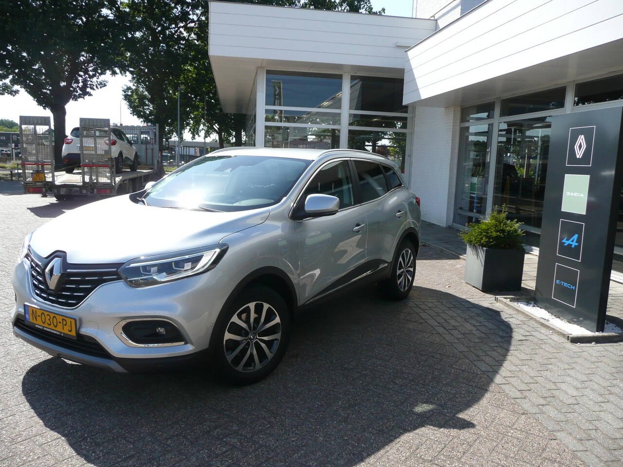 Renault Kadjar - TCe 160PK! TECHNO EDC/AUT. PACK EASY DRIVING/ PACK EASY PARK ASSIST/ ADAPTIEVE CRUISE CONT - AutoWereld.nl
