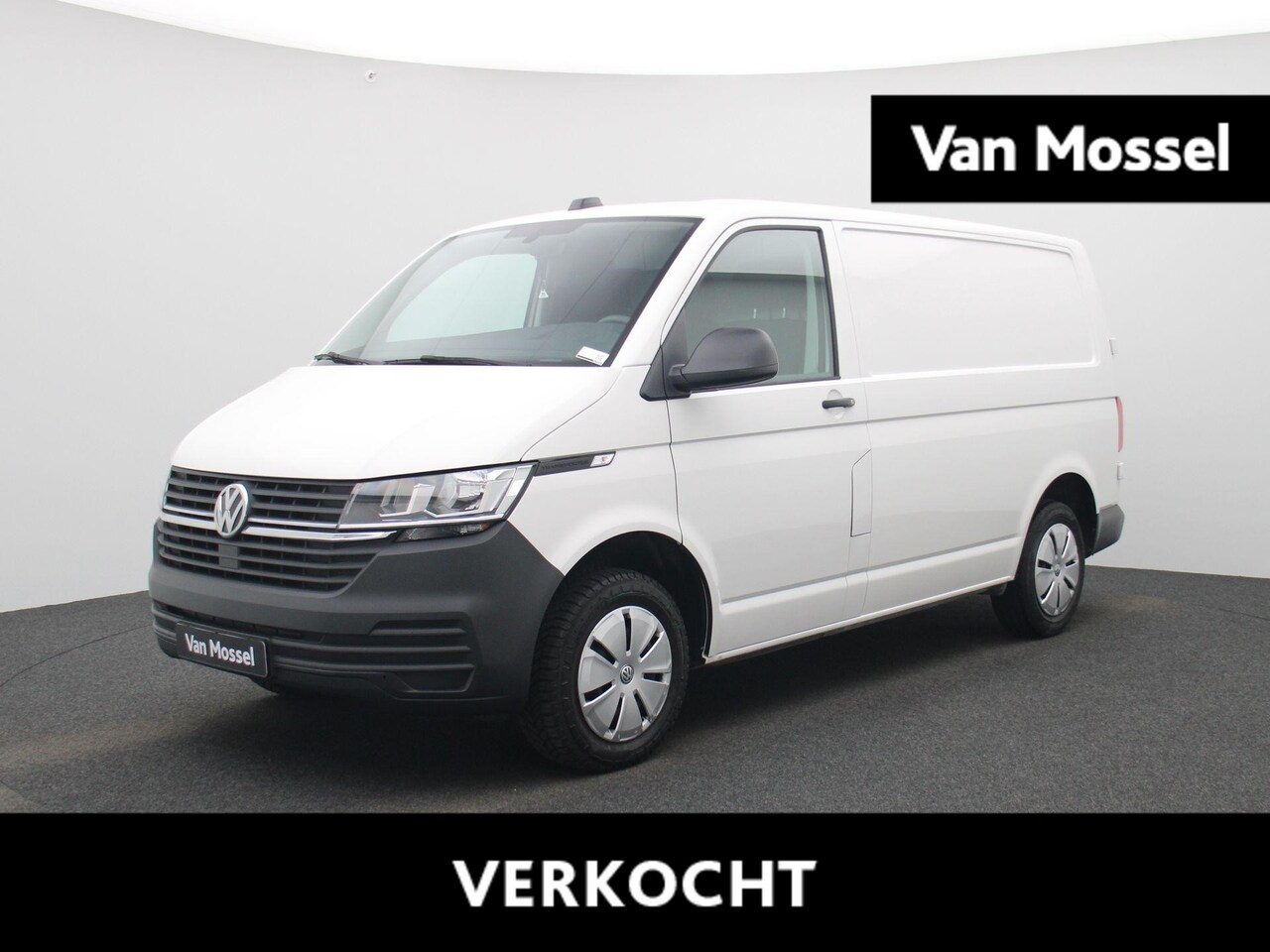 Volkswagen Transporter - 2.0 TDI L1H1 110PK Airco | Parkeersensoren Achter | Cruise Control | App-Connect | DAB+ | - AutoWereld.nl