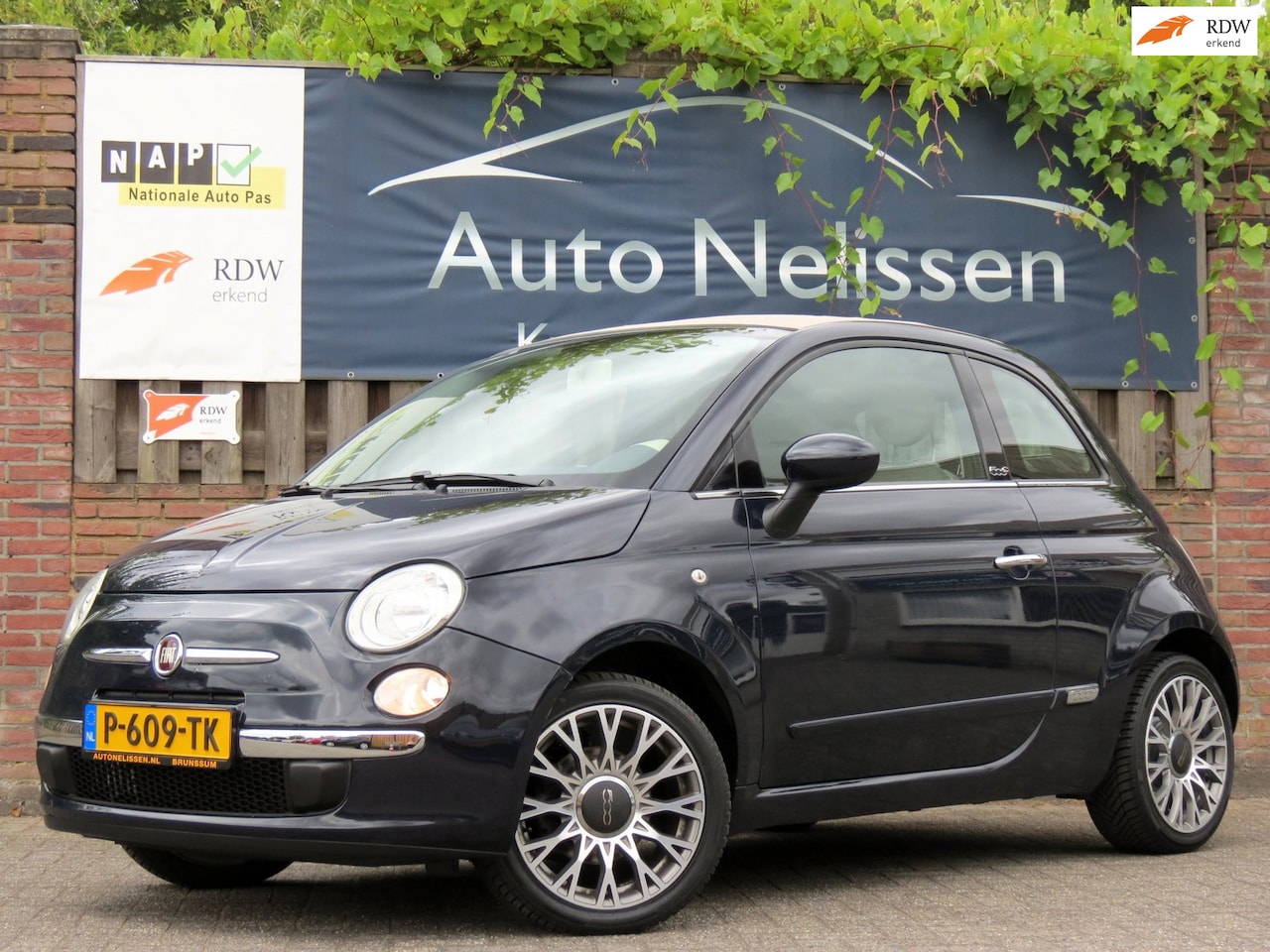 Fiat 500 C - 0.9 TwinAir Lounge CABRIO | 16 INCH VELGEN| HALF LEDER INTERIEUR | PARKEERSENSORS | AIRCO - AutoWereld.nl