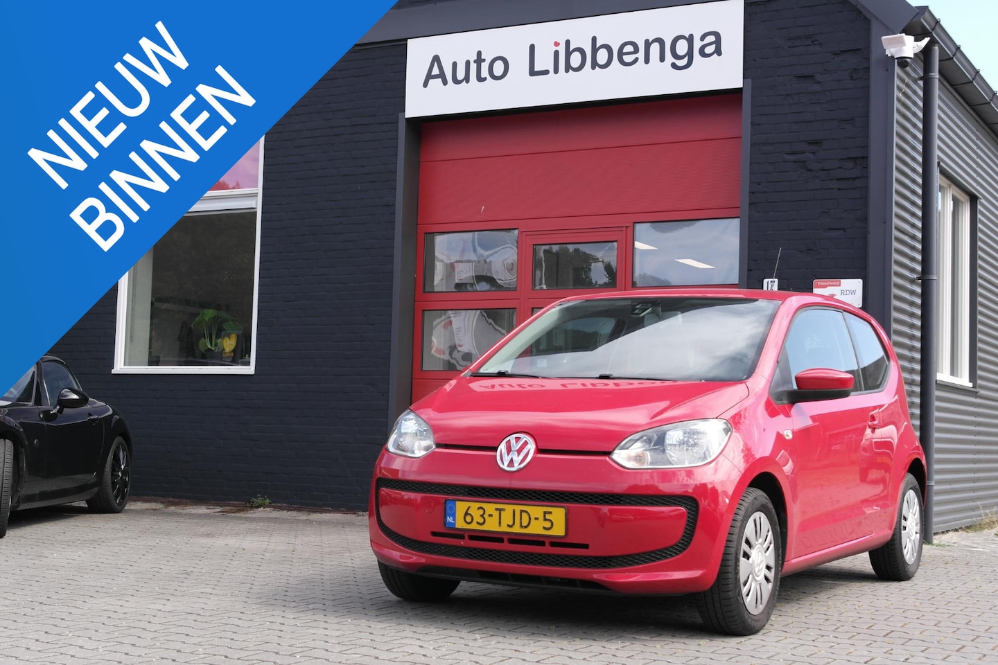 Volkswagen Up! - 1.0 move up! BlueMotion AIRCO / STUURBEKR. / CENTR.VERGR. / ELECTR. RUITEN / APK TOT 02-20 - AutoWereld.nl