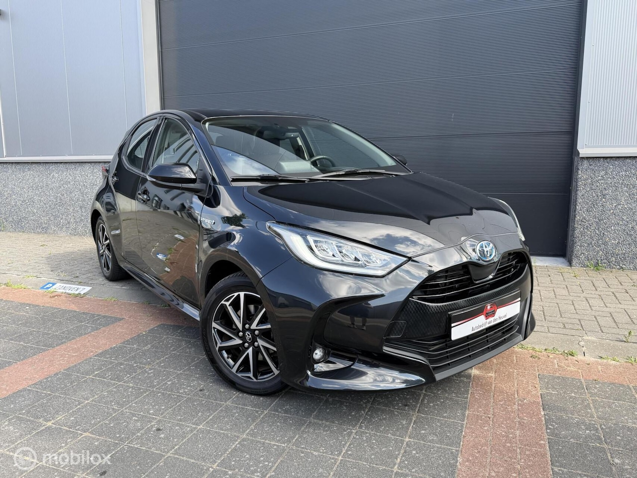 Toyota Yaris - 1.5 Hybrid Dynamic Apple CarPlay Stoelverw - AutoWereld.nl