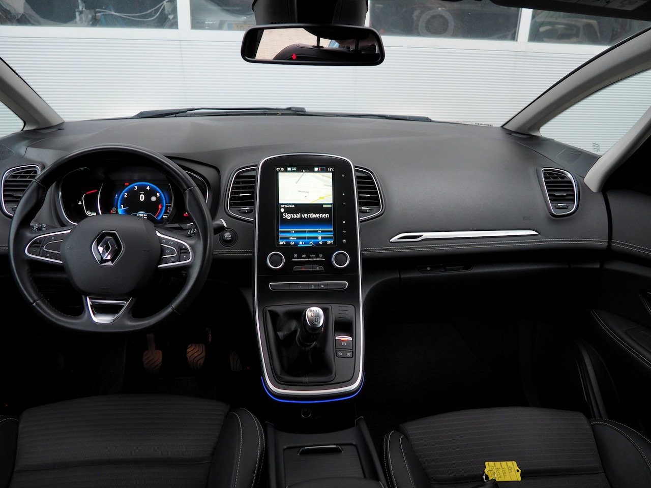 Renault Scénic - 1.2 TCe Intens CLIMA CRUISE CAMERA NAVI