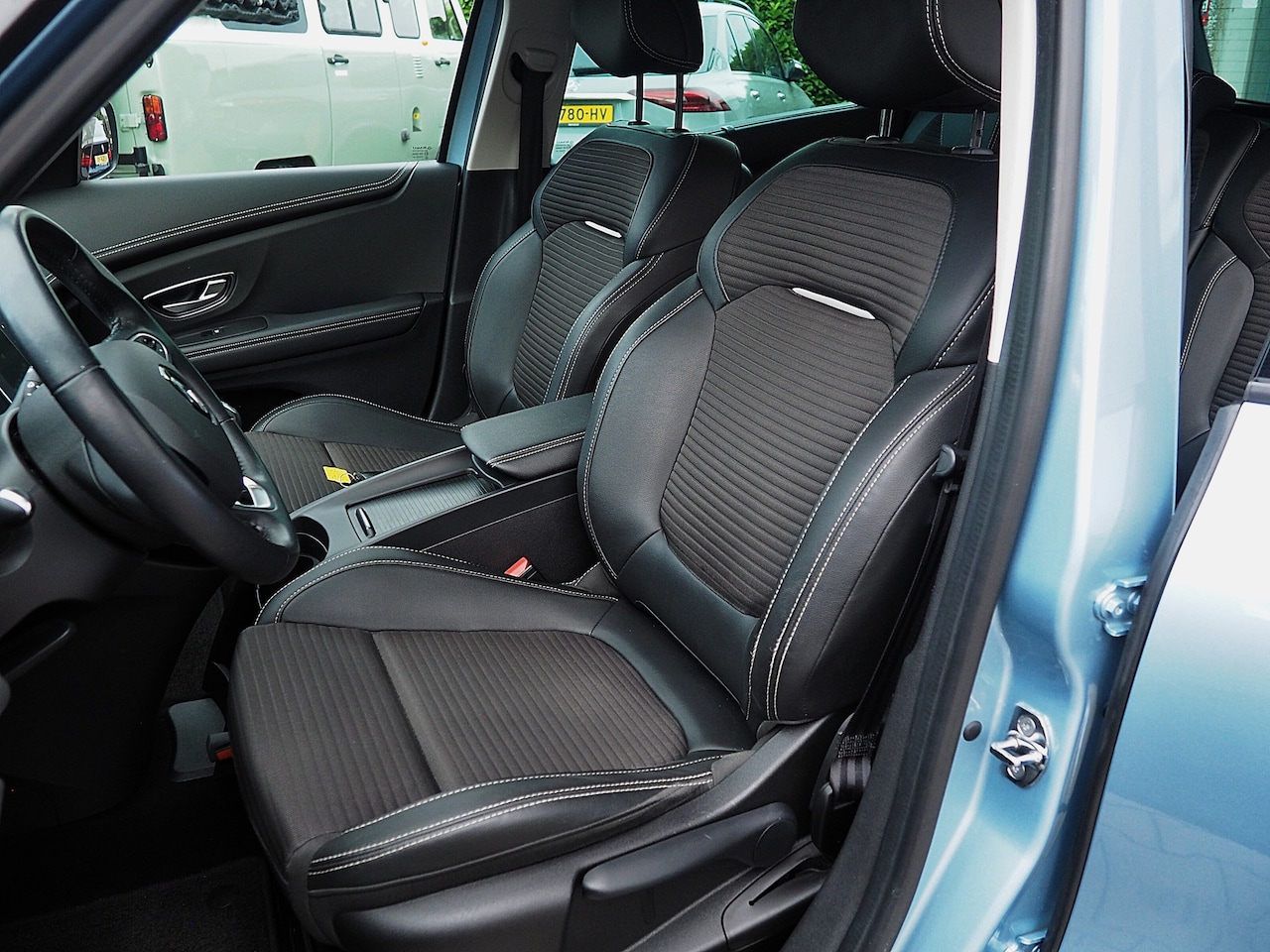 Renault Scénic - 1.2 TCe Intens CLIMA CRUISE CAMERA NAVI