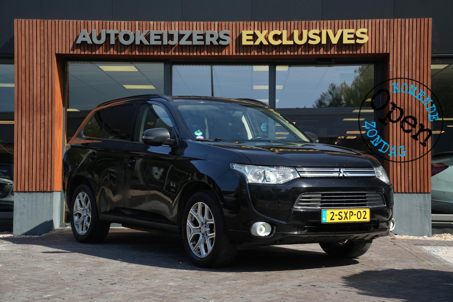 Mitsubishi Outlander - 2.0 PHEV instyle Navi Leer PDC Clima Stoelverw. - AutoWereld.nl