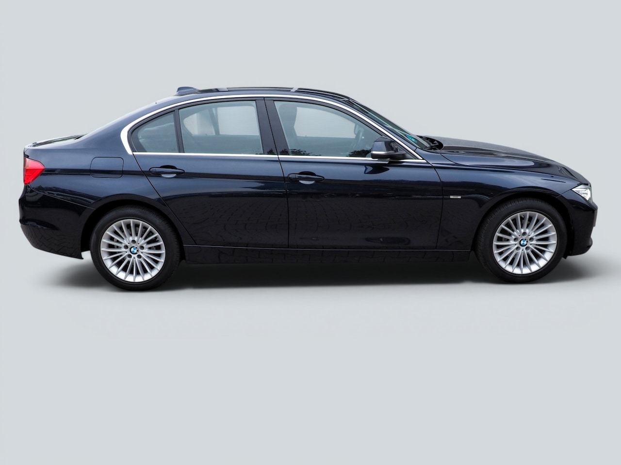 BMW 3-serie - 316I Executive CLIMA CRUISE NAVI STOELVERW.