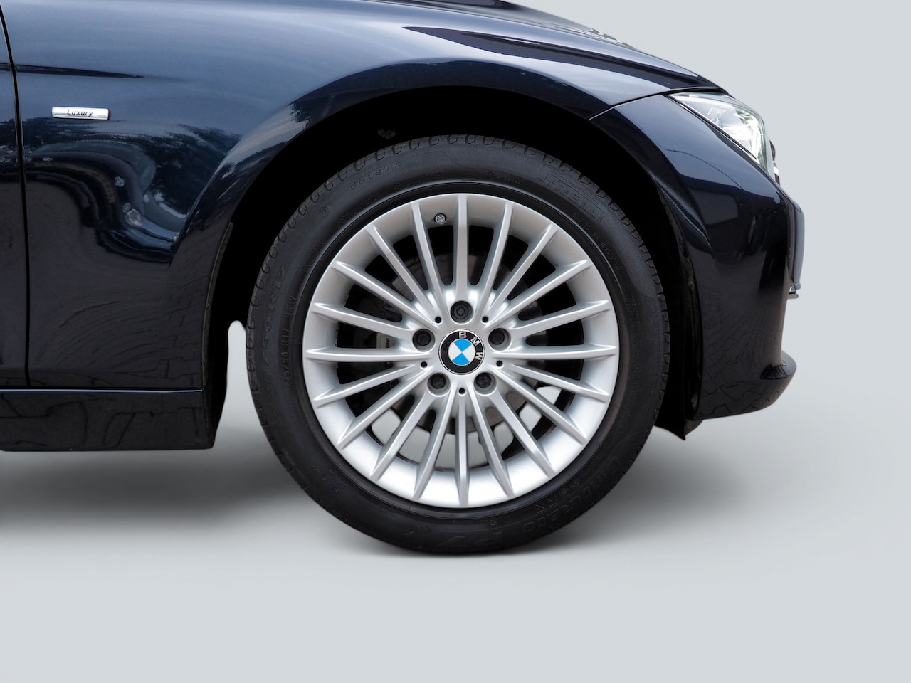 BMW 3-serie - 316I Executive CLIMA CRUISE NAVI STOELVERW.