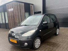 Hyundai i10 - 1.25i Dynamic Cool | AIRCO | ELEK.RAMEN | NAP | APK|RADIO CD/USB/AUX|LAGE KM STAND|