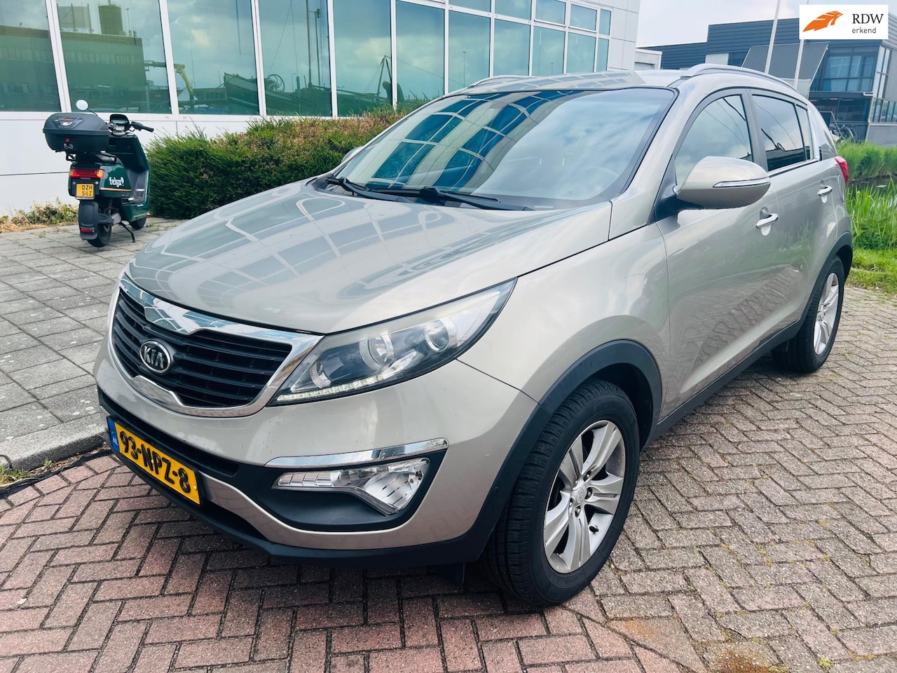 Kia Sportage - 1.6 GDI X-ecutive Plus Pack 1.6 GDI X-ecutive Plus Pack - AutoWereld.nl