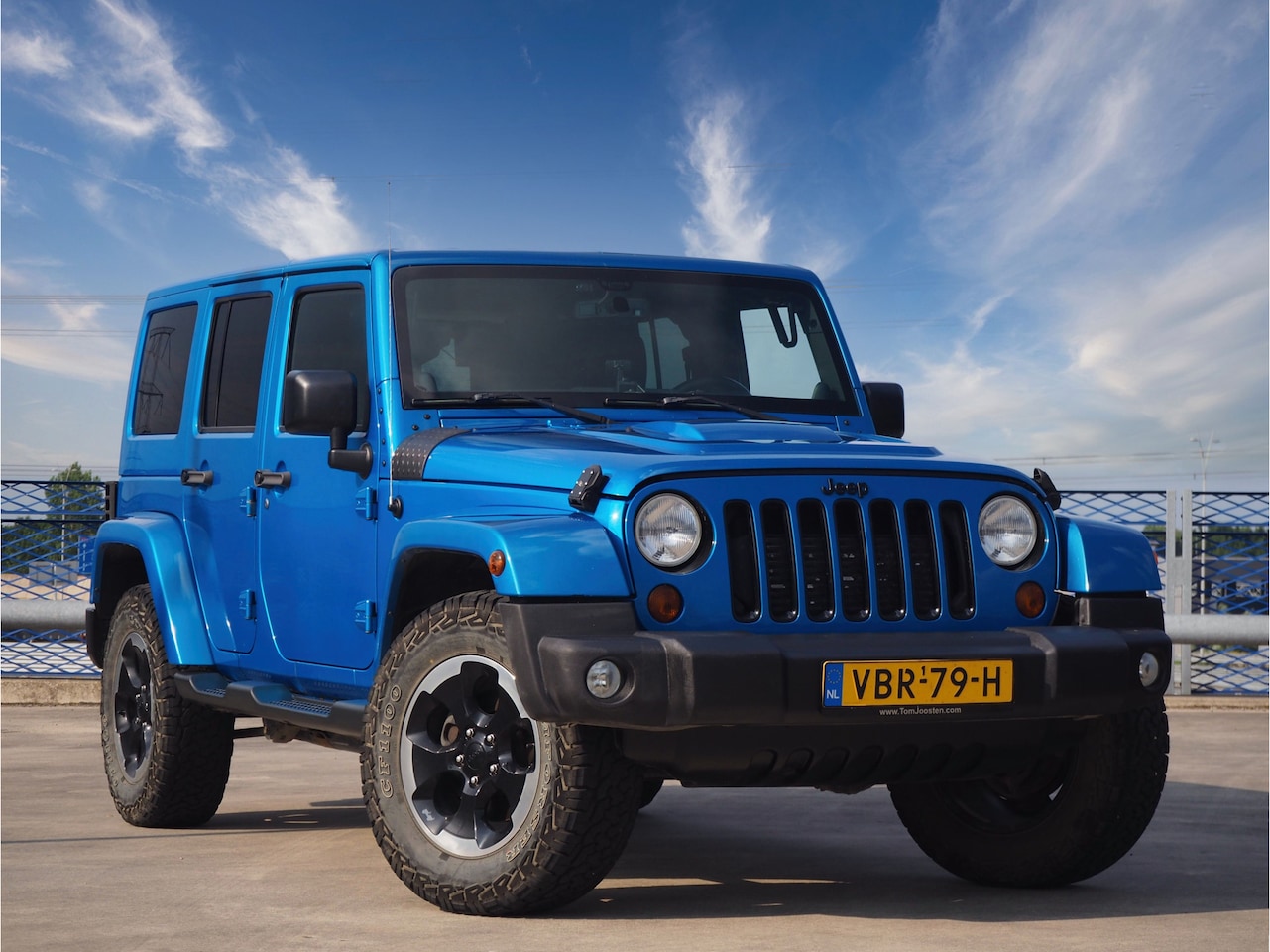 Jeep Wrangler Unlimited - 2.8 CRD - Polar Edition - ZEER NETJES - VAN - AutoWereld.nl