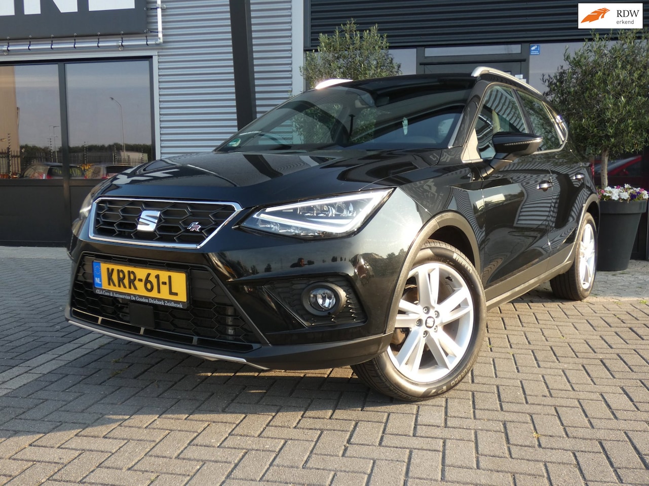 SEAT Arona - 1.5 TSI EVO FR Business Intense FR Airco| Elck.pakket|LVM|Trekhaak - AutoWereld.nl