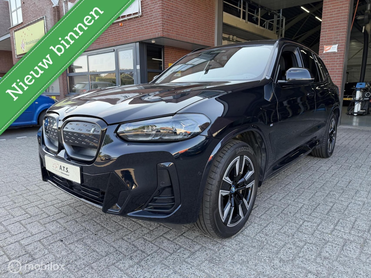 BMW iX3 - High Executive 80 kWh M-SPORT*PANO-DAK*ACC*LED*CAMERA* - AutoWereld.nl