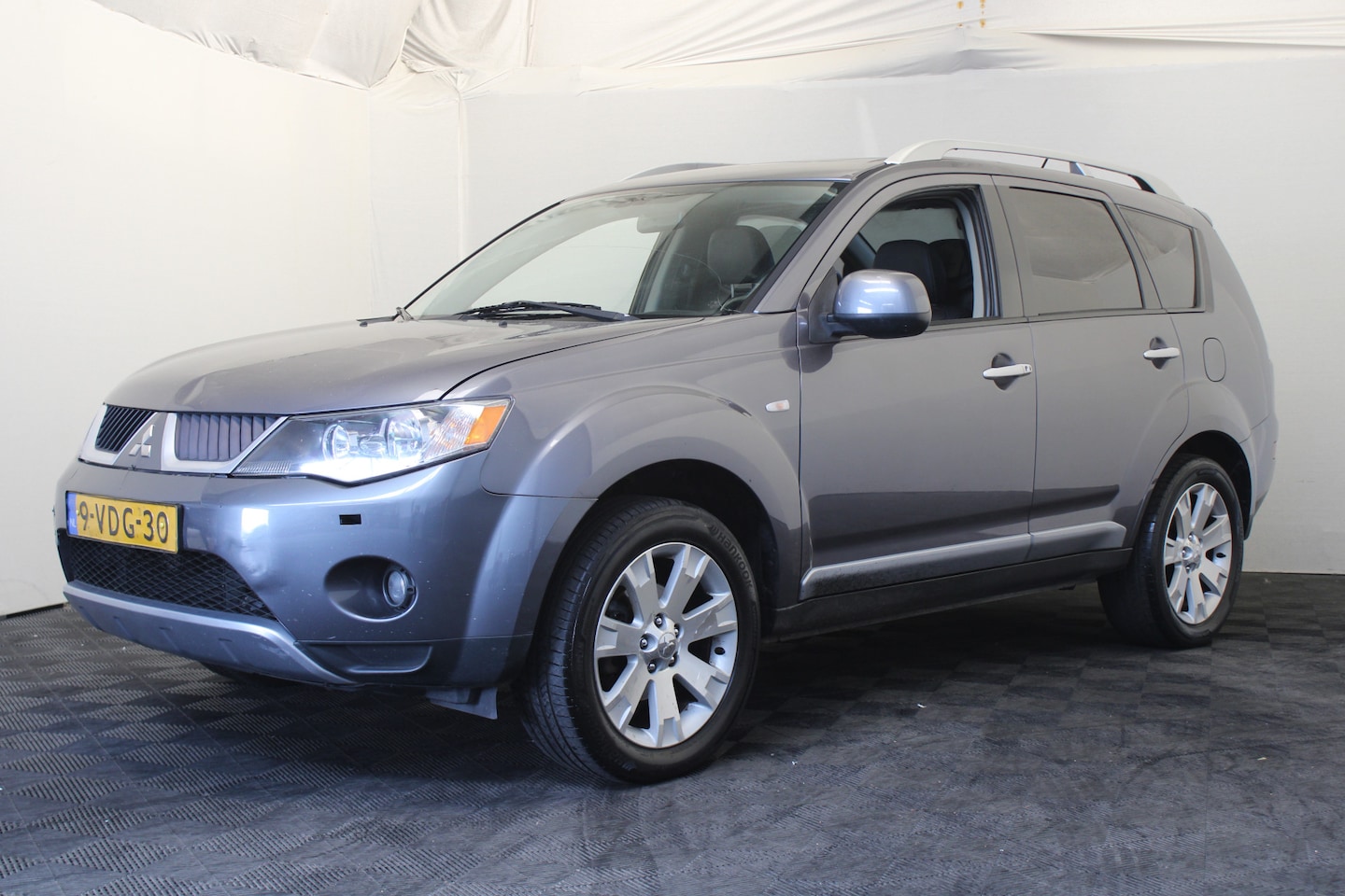 Mitsubishi Outlander - 2.2 DI-D Intense 2.2 DI-D Intense + - AutoWereld.nl